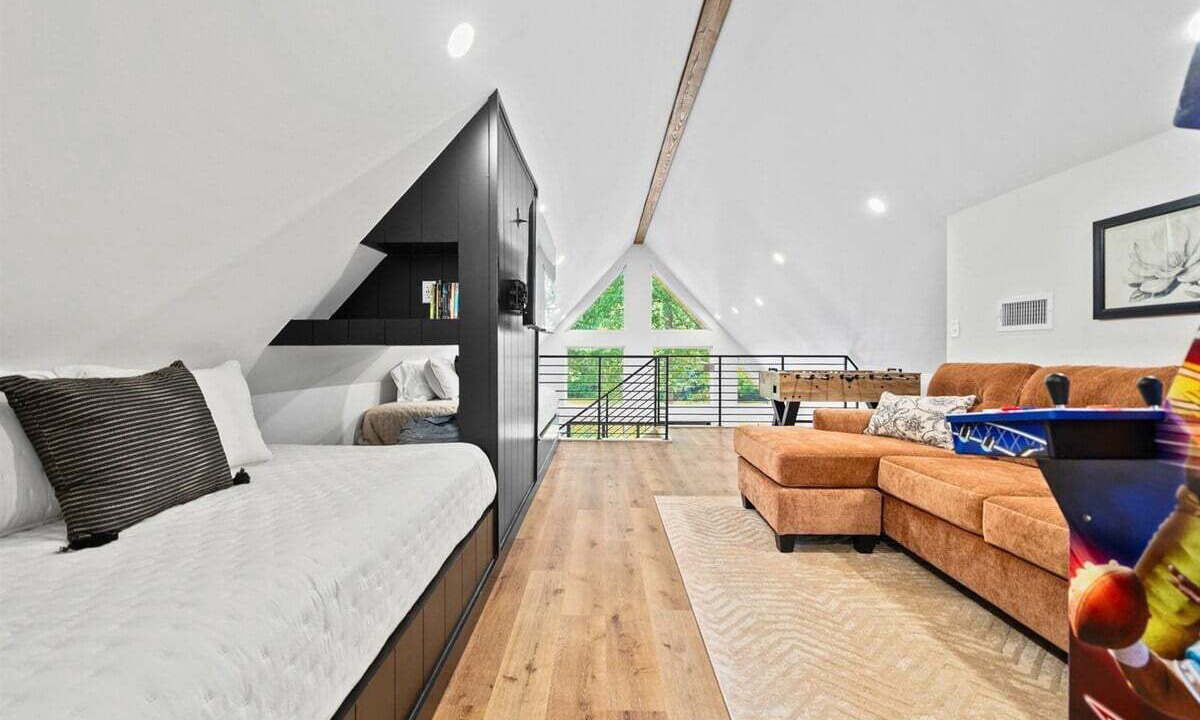 Photo of Bedroom in Mid America