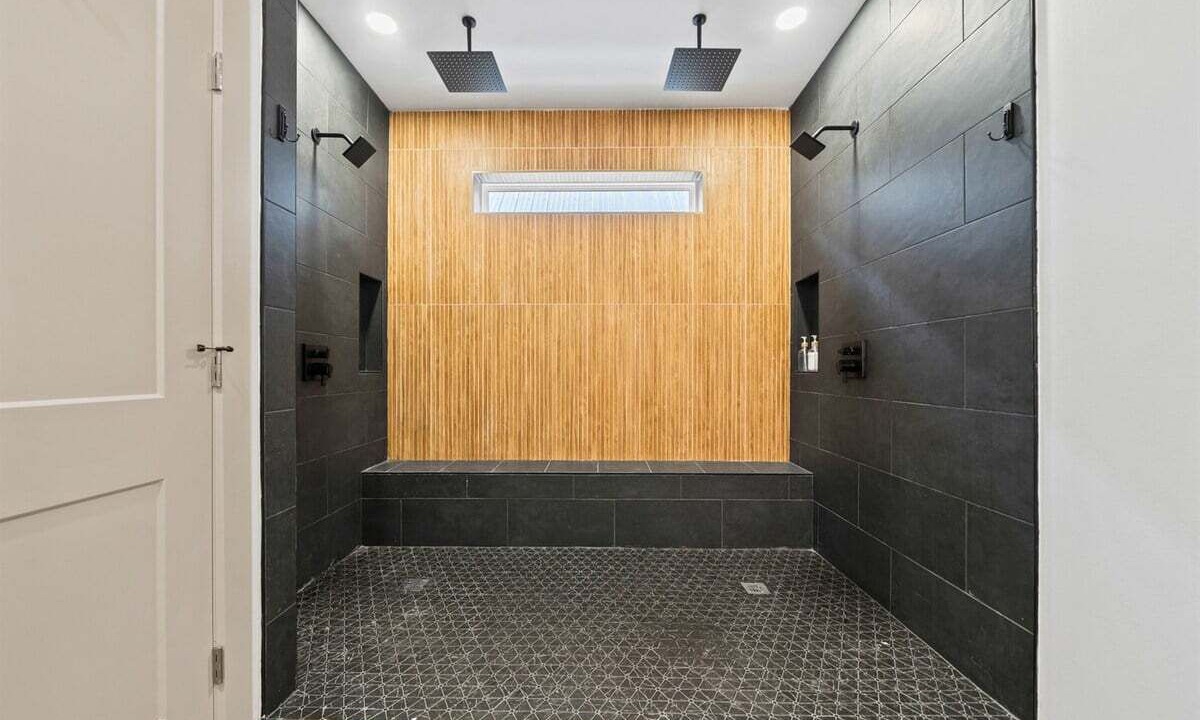 Photo of Bedroom in Mid America