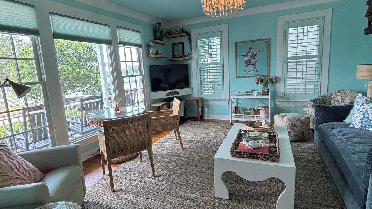 Photo of Livingroom in Morehead City
