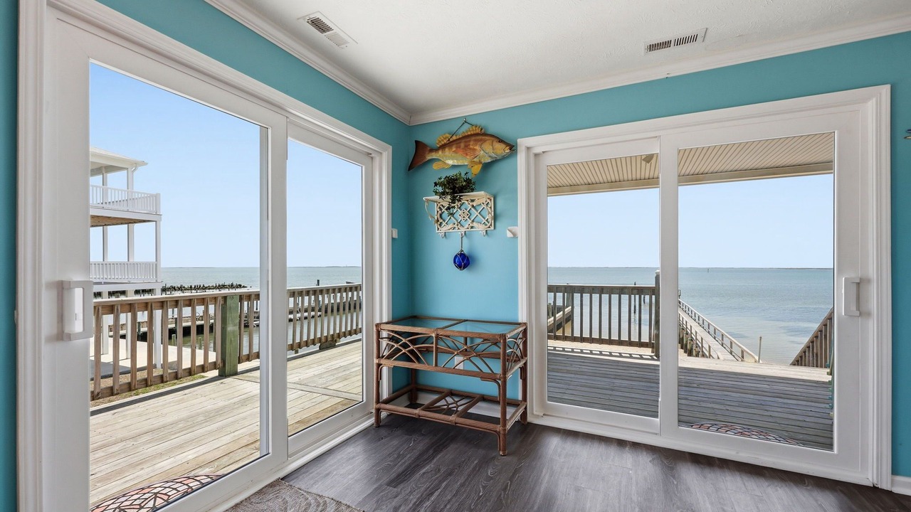 Photo of Livingroom in Harkers Island
