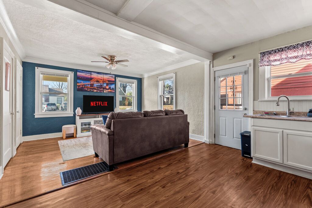 Photo of Livingroom in Memphis