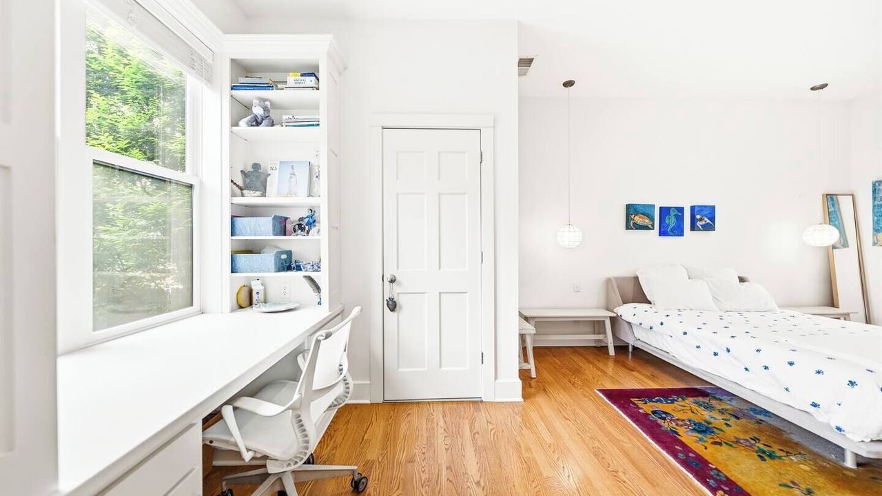 Photo of Bedroom in Westside North