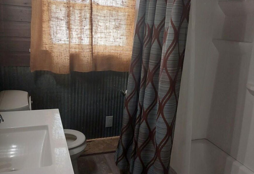 Photo of Bathroom in Ellis