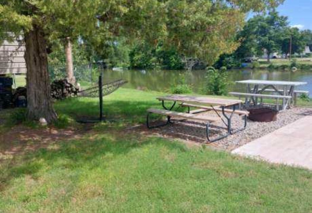 Photo of Outdoor in Ellis