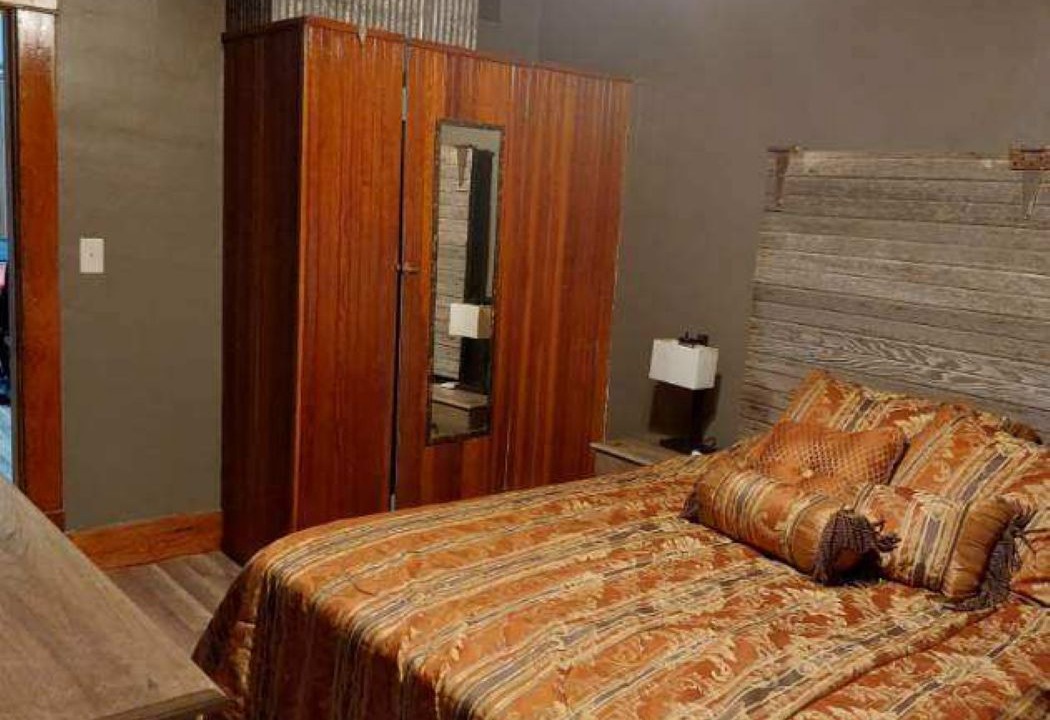 Photo of Bedroom in Ellis