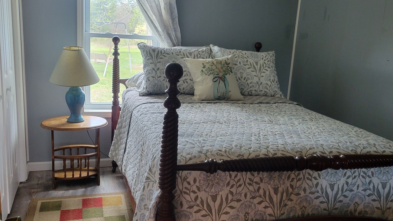 Photo of Bedroom in Ozark