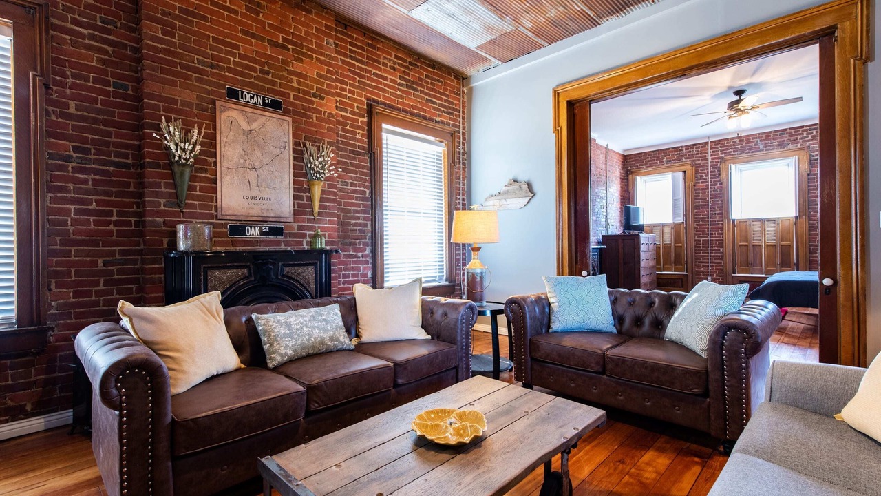 Photo of Livingroom in Shelby Park