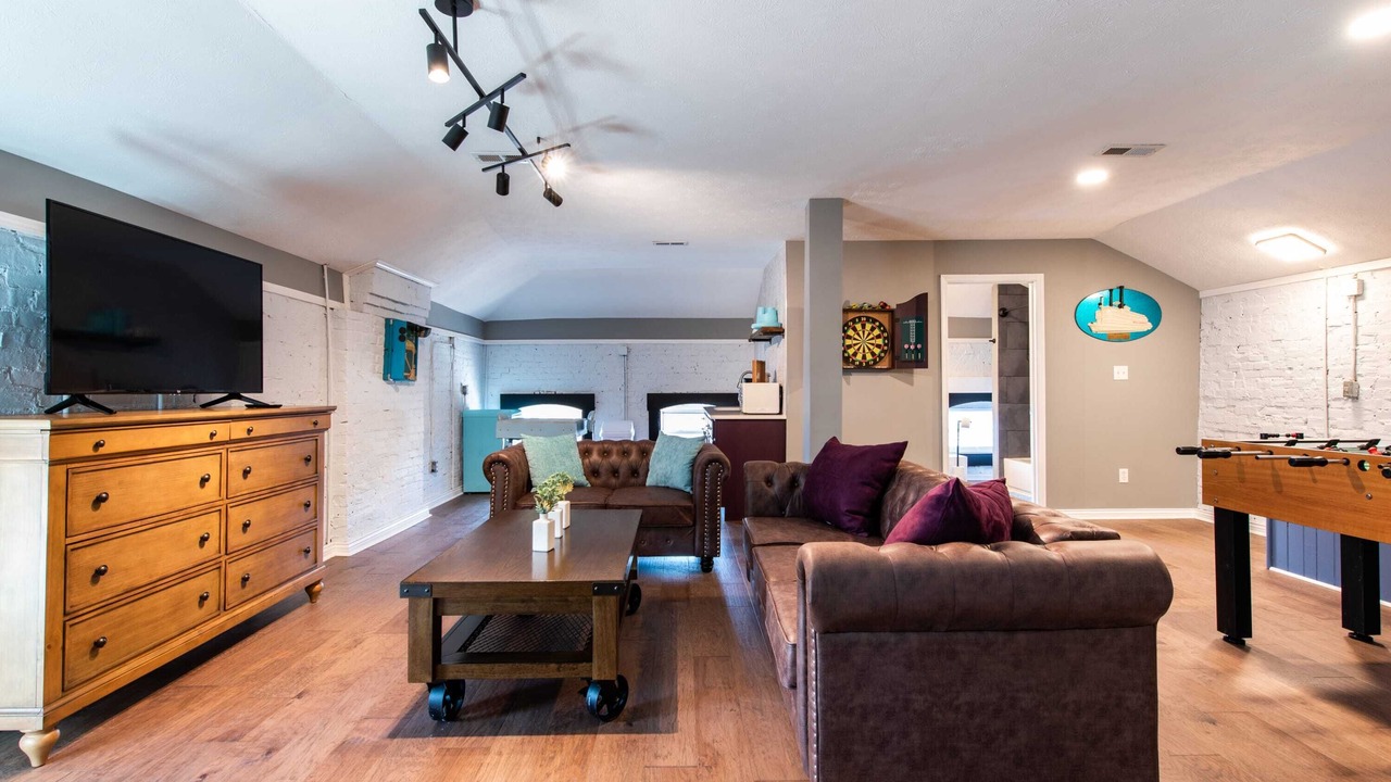 Photo of Livingroom in Shelby Park
