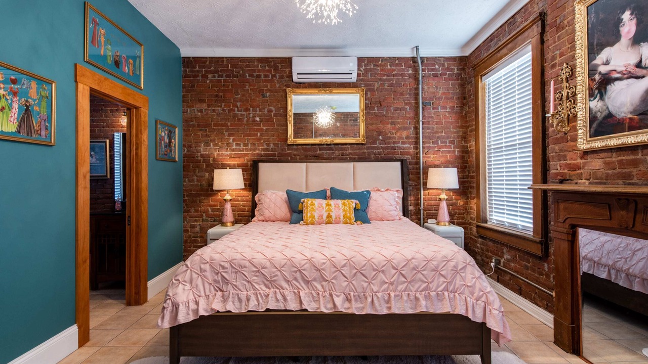 Photo of Bedroom in Shelby Park