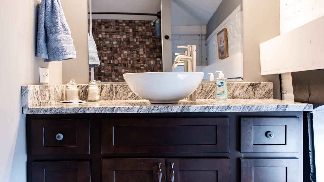 Photo of Bathroom in Shelby Park