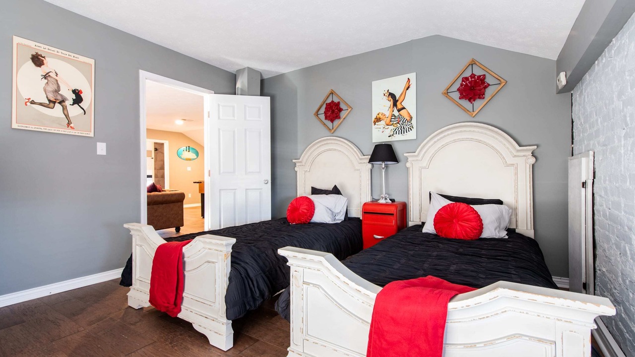 Photo of Bedroom in Shelby Park