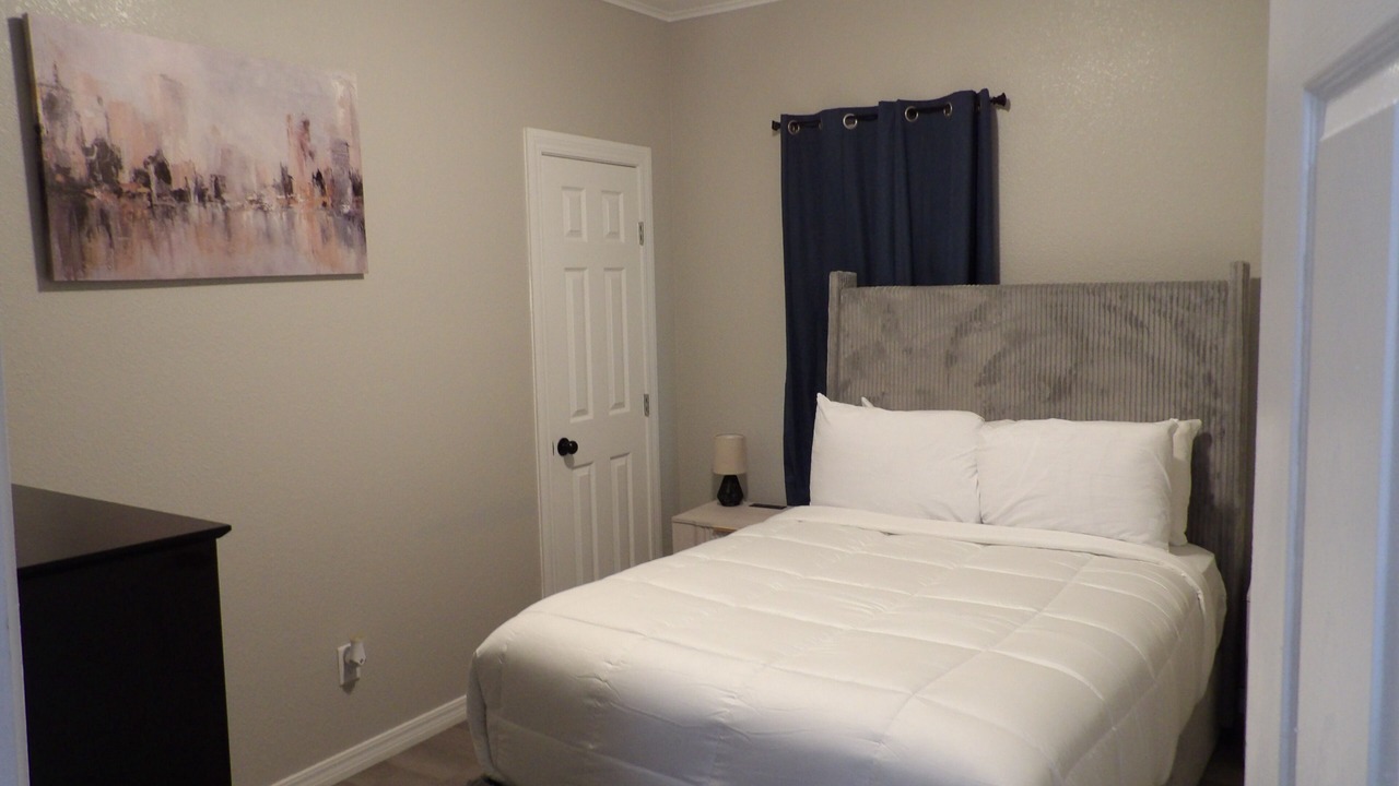 Photo of Bedroom in Tulsa