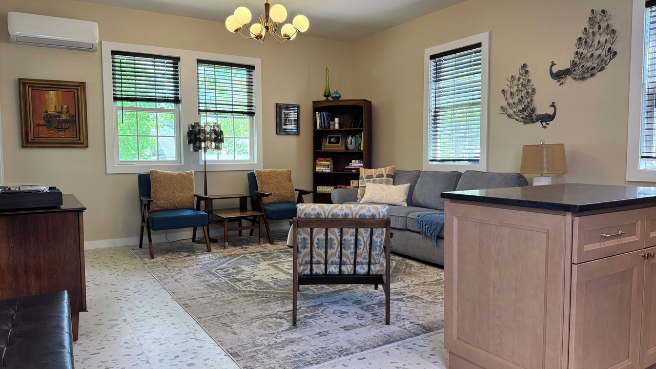 Photo of Livingroom in New Bern