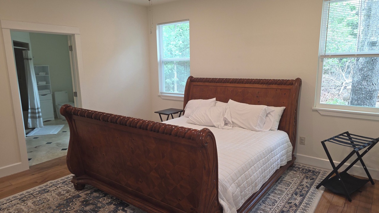 Photo of Bedroom in Eufaula