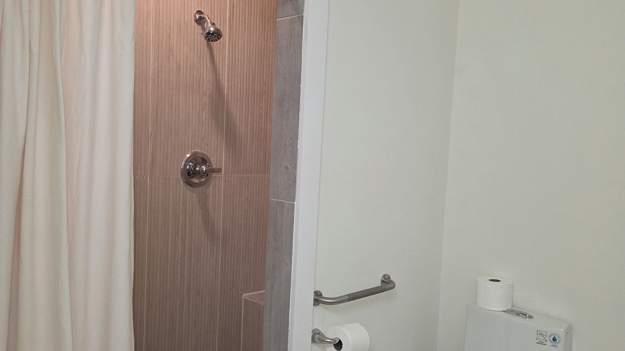 Photo of Bathroom in Eufaula