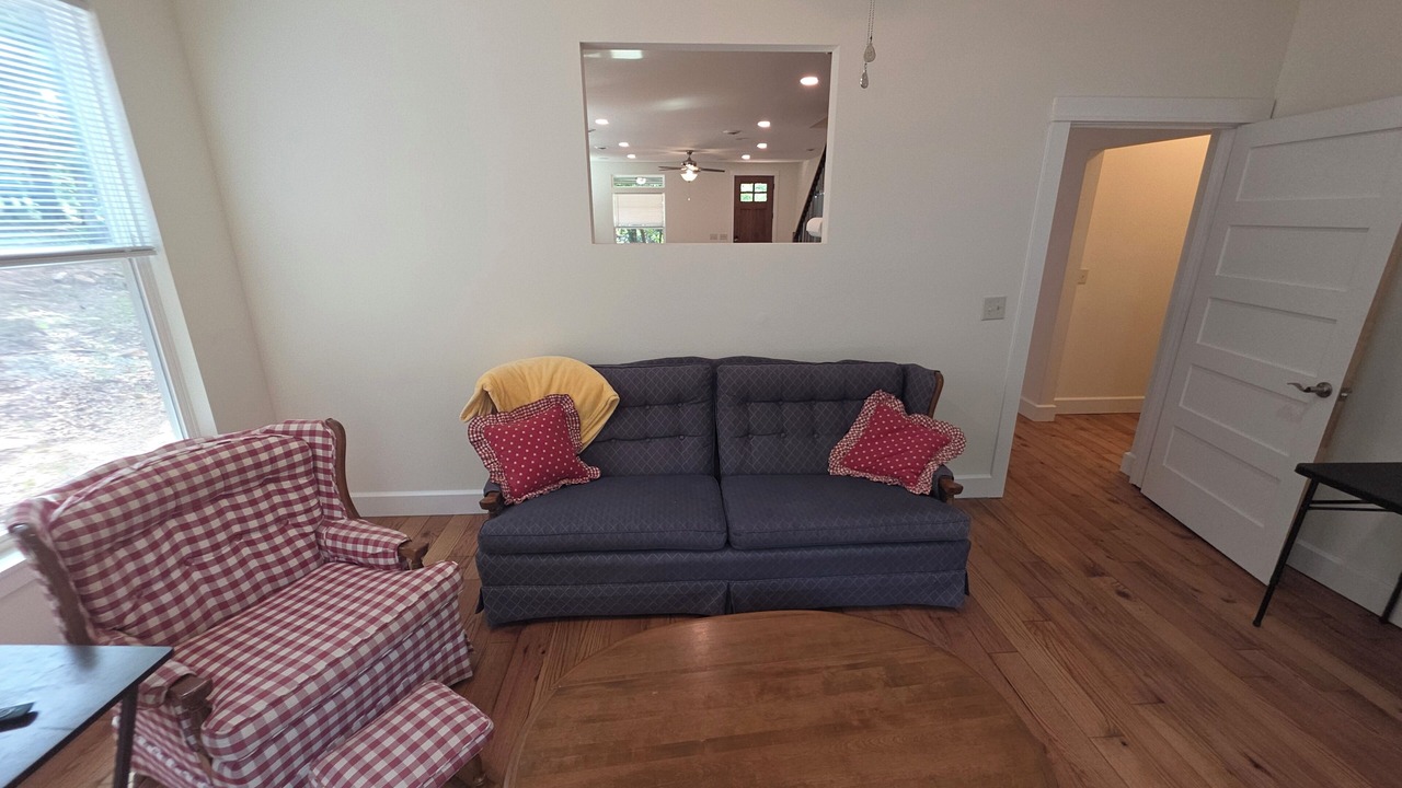 Photo of Livingroom in Eufaula