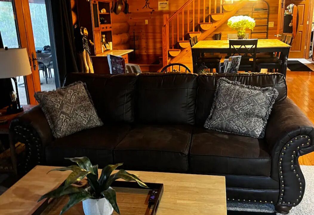 Photo of Livingroom in Tellico Plains