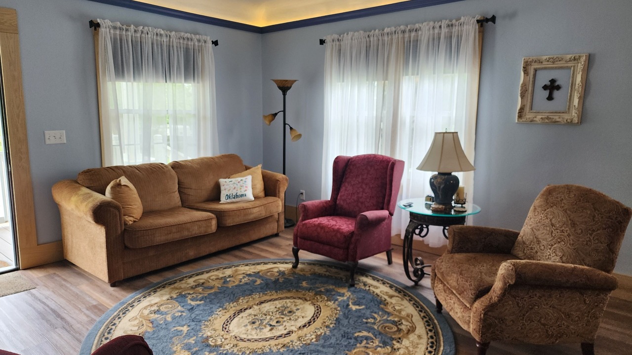 Photo of Livingroom in Ponca City