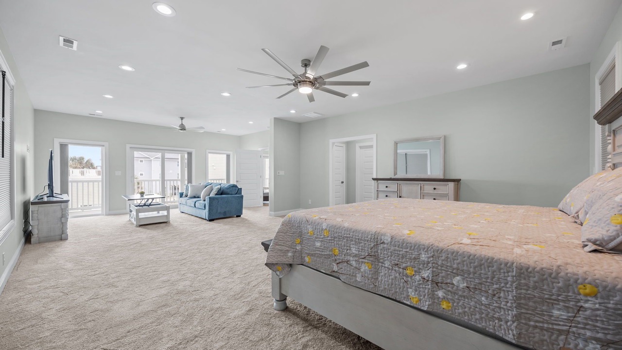 Photo of Bedroom in Emerald Isle