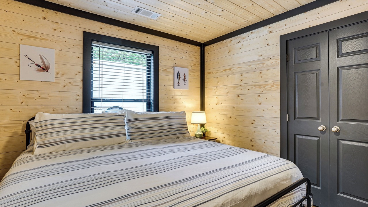 Photo of Bedroom in Murray