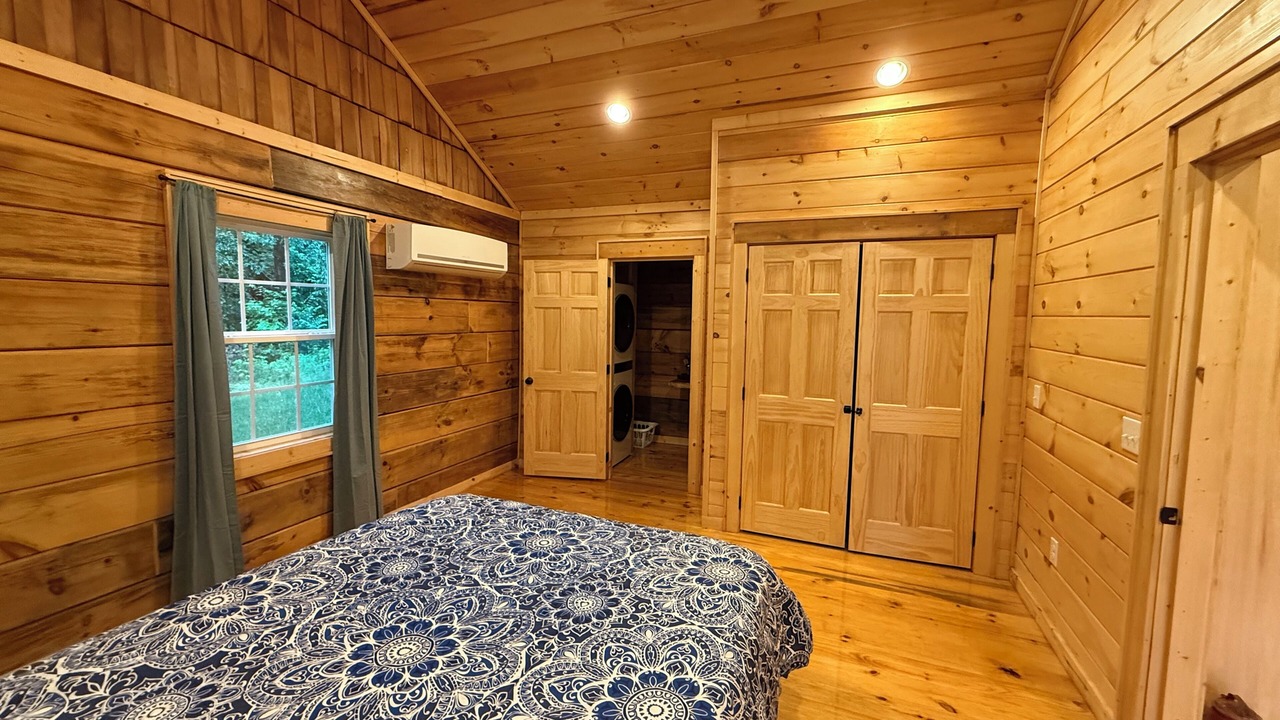 Photo of Bedroom in Bakerton