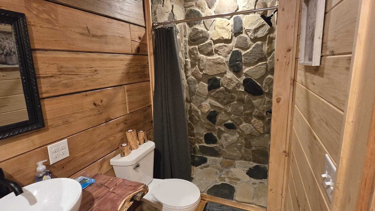 Photo of Bathroom in Bakerton