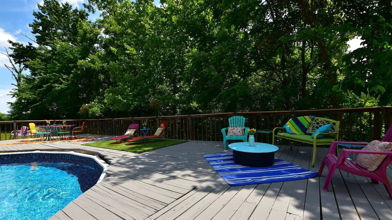 Photo of Outdoor in Bourbon
