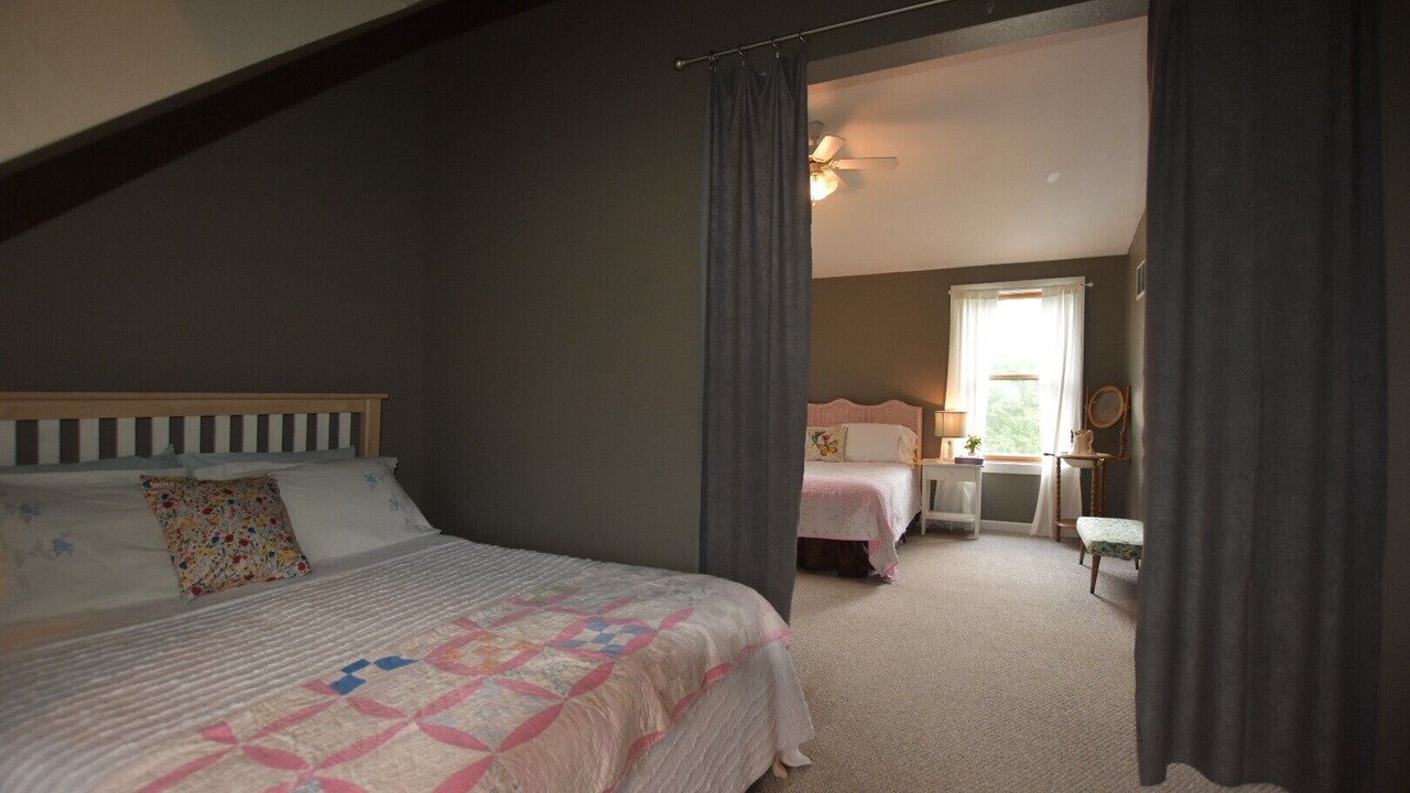 Photo of Bedroom in Bourbon