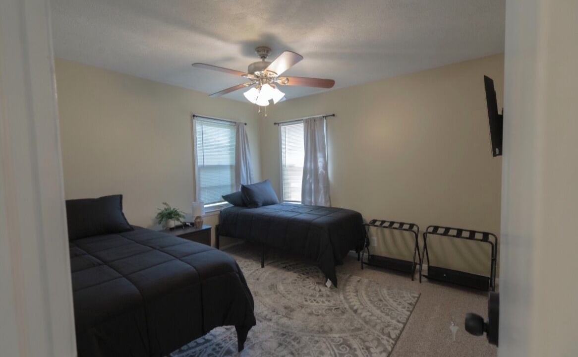 Photo of Bedroom in Raytown
