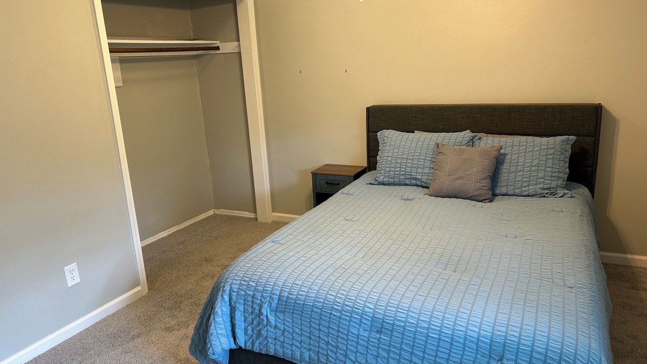 Photo of Bedroom in Olathe