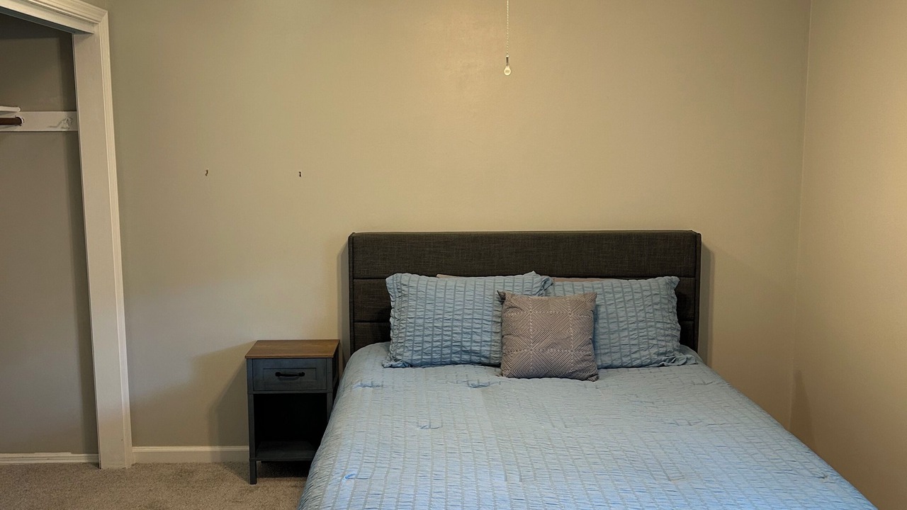 Photo of Bedroom in Olathe