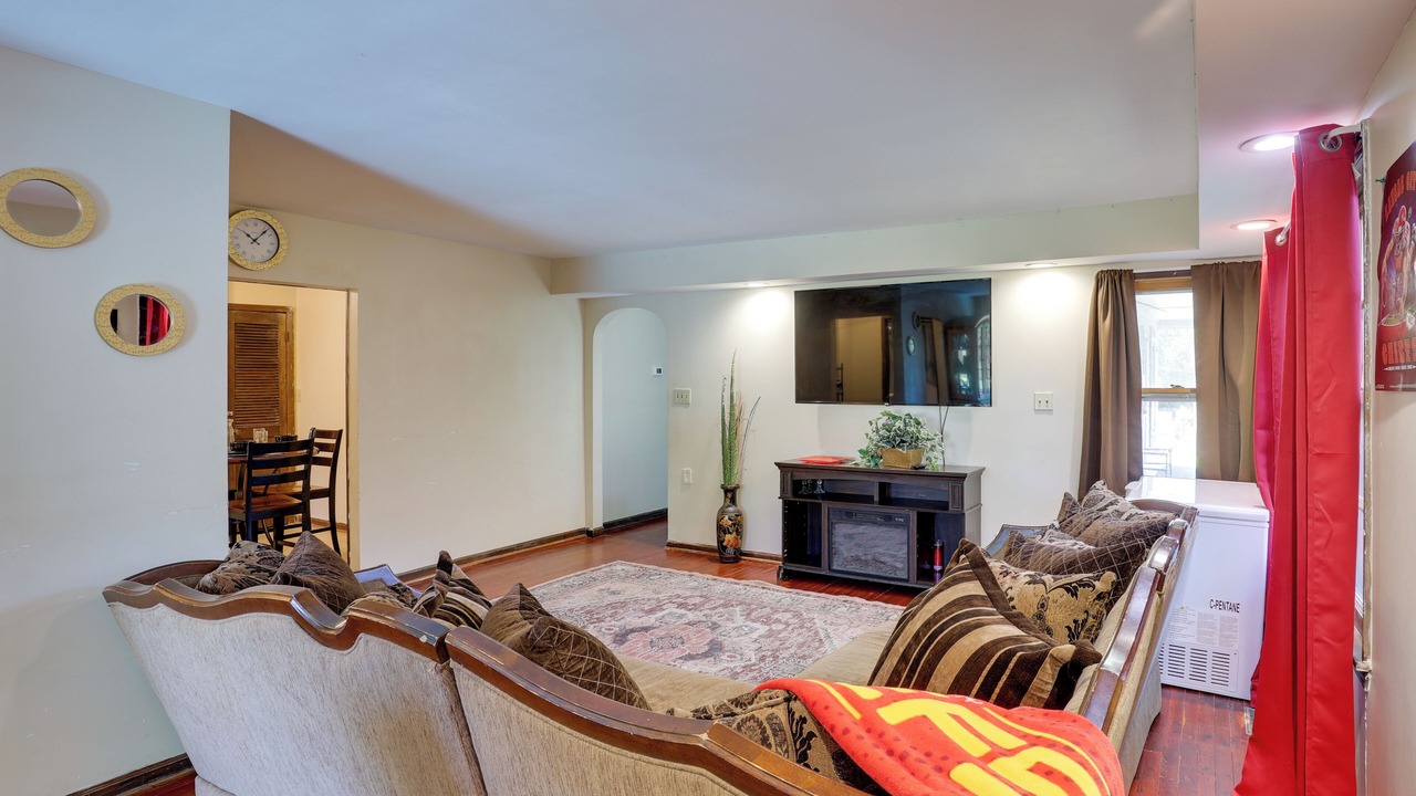 Photo of Livingroom in Kansas City