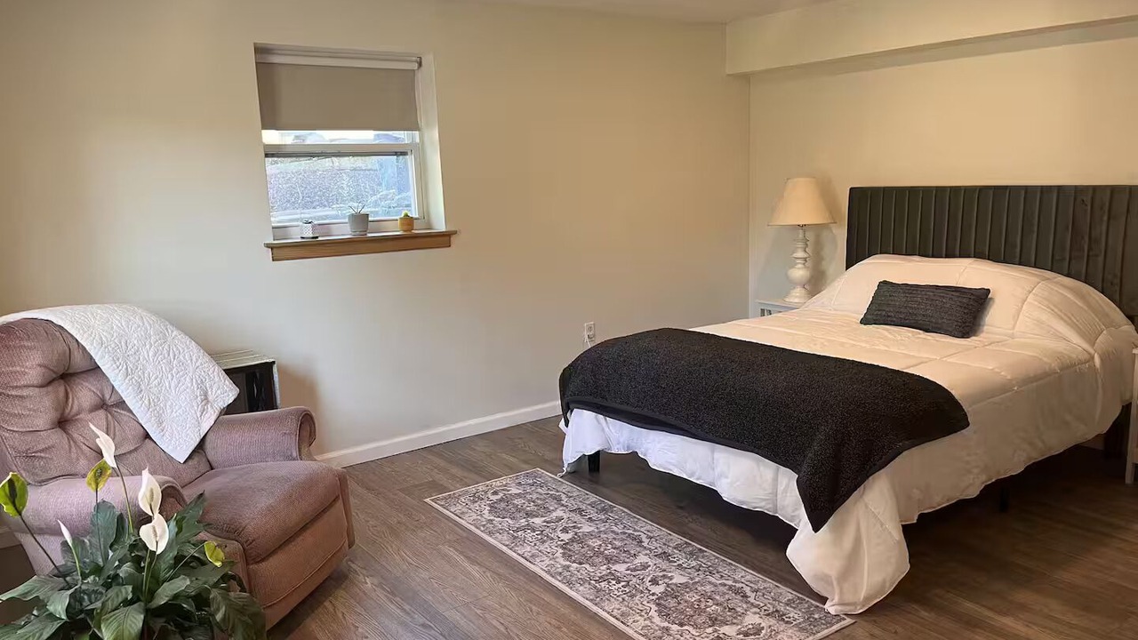 Photo of Bedroom in Raytown