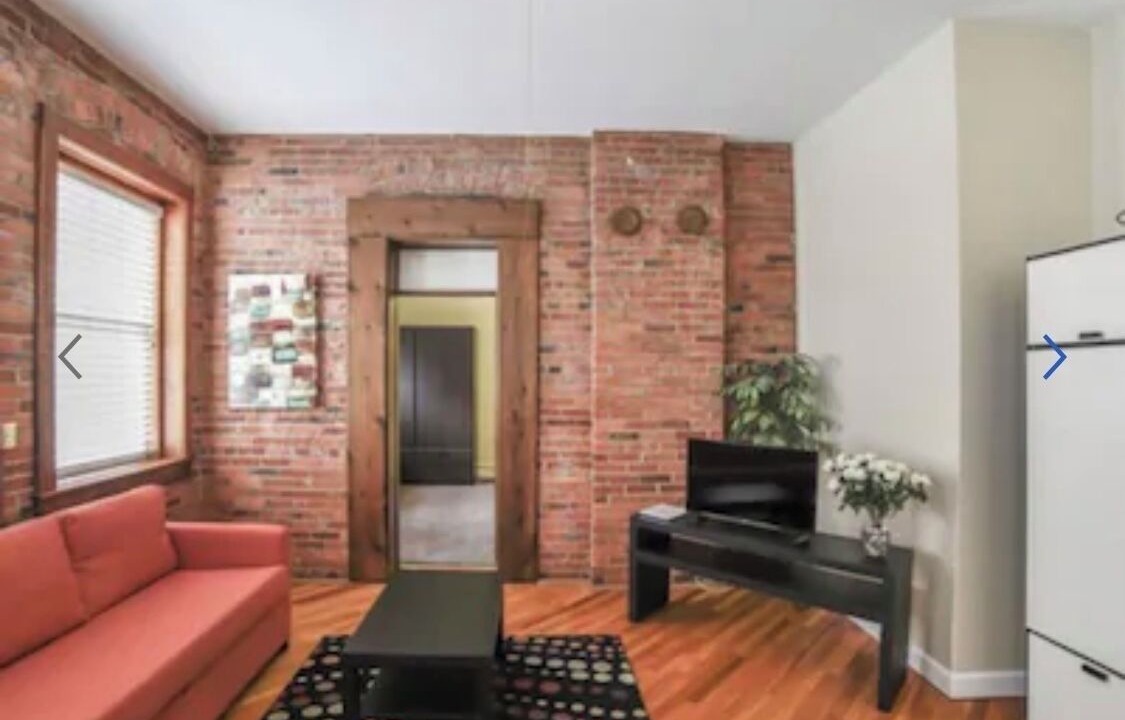 Photo of Livingroom in River Market
