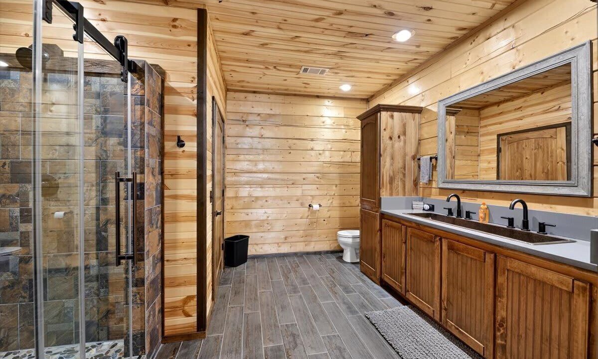 Photo of Bathroom in Clayton