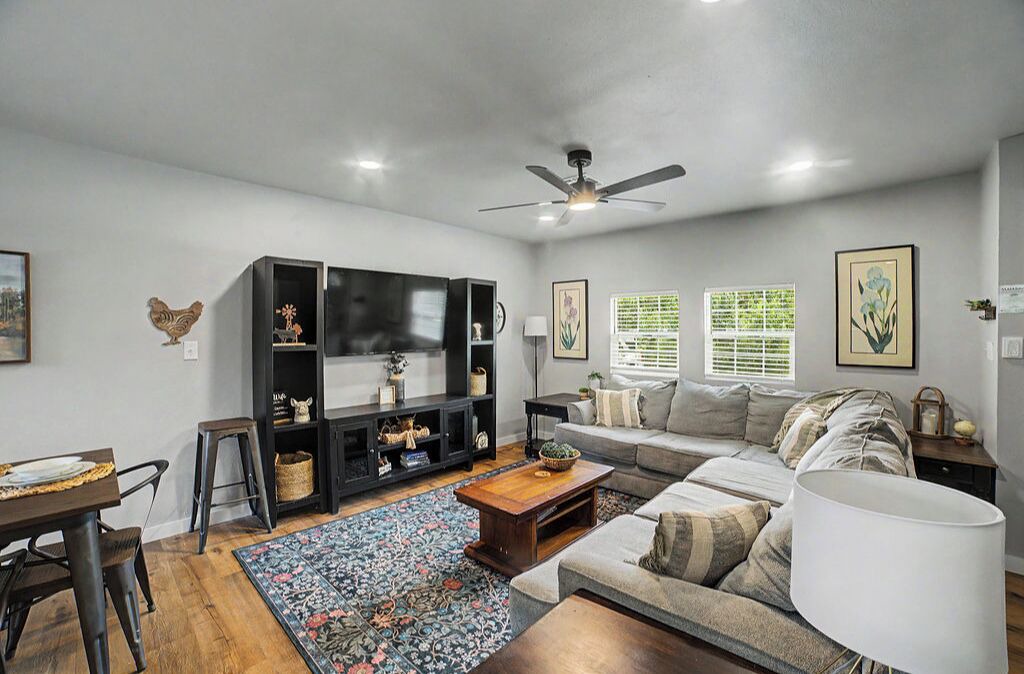 Photo of Livingroom in Claremore