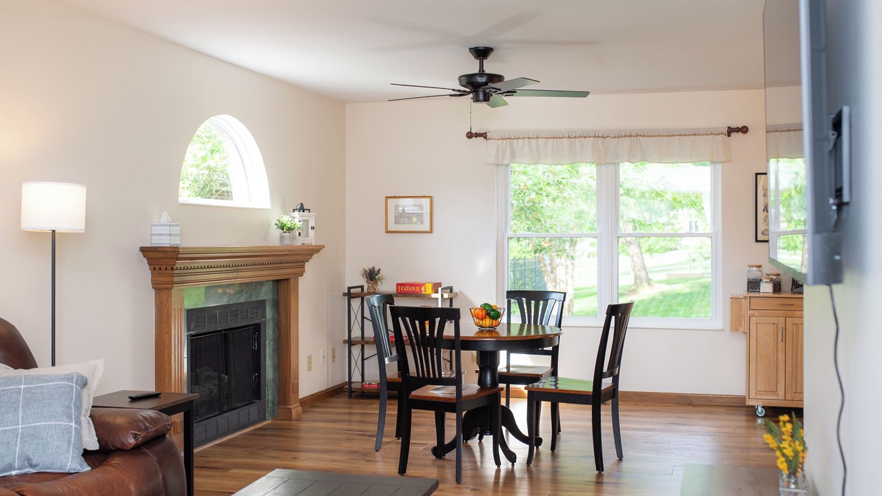 Photo of Livingroom in Oakbrook