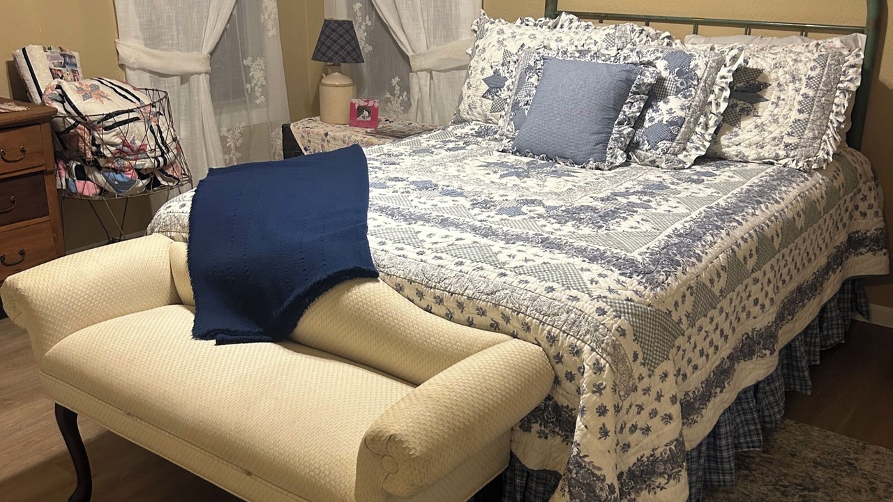 Photo of Bedroom in Muskogee County