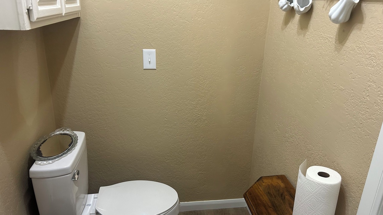 Photo of Bathroom in Muskogee County