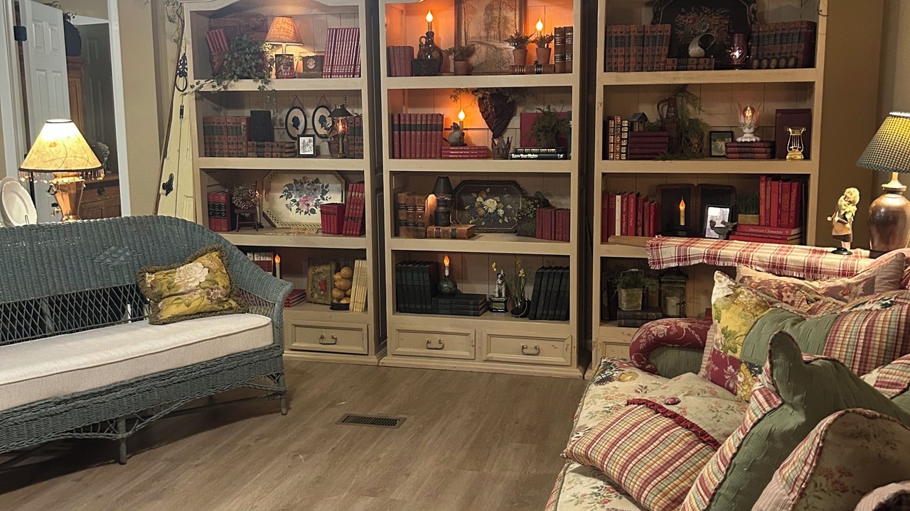 Photo of Livingroom in Muskogee County