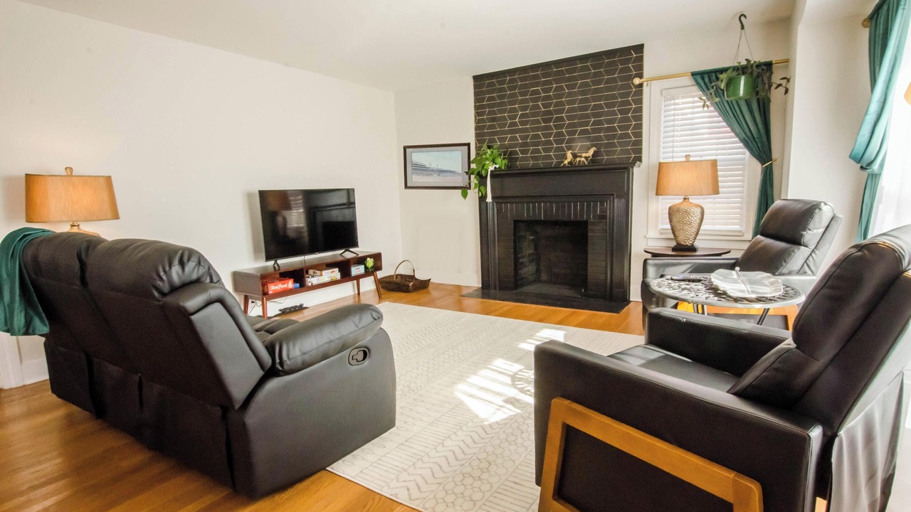 Photo of Livingroom in Bardstown