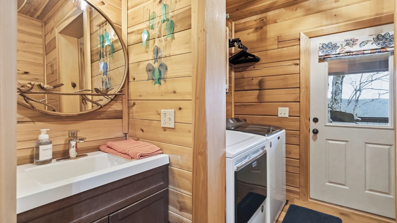 Photo of Bathroom in Jamestown