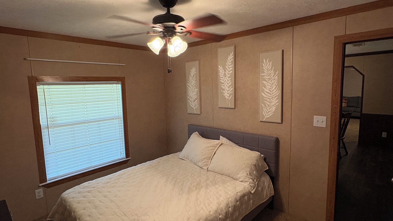 Photo of Bedroom in Mannford