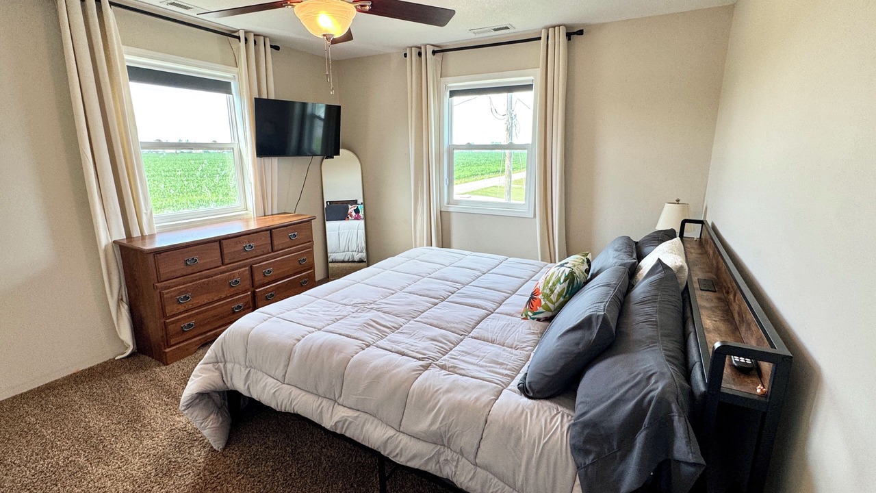 Photo of Bedroom in Big Lake