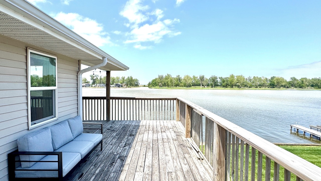 Photo of Patio Balcony in Big Lake