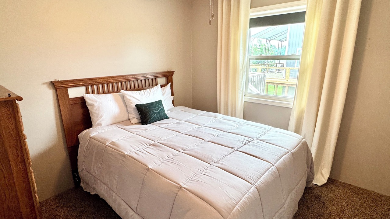 Photo of Bedroom in Big Lake