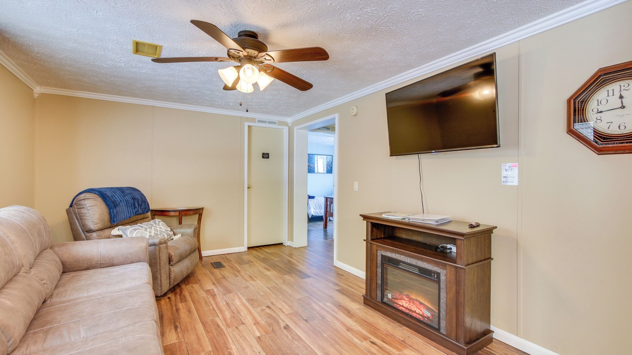 Photo of Livingroom in Cherokee