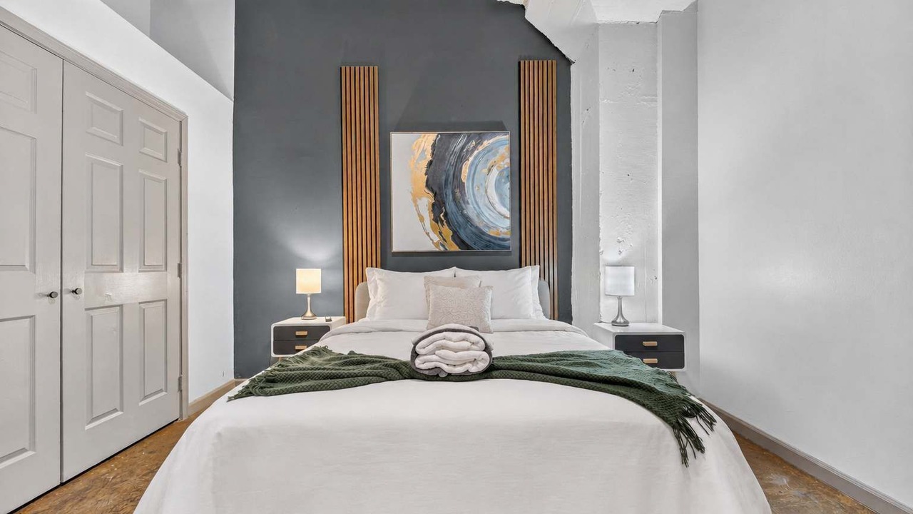 Photo of Bedroom in River Market