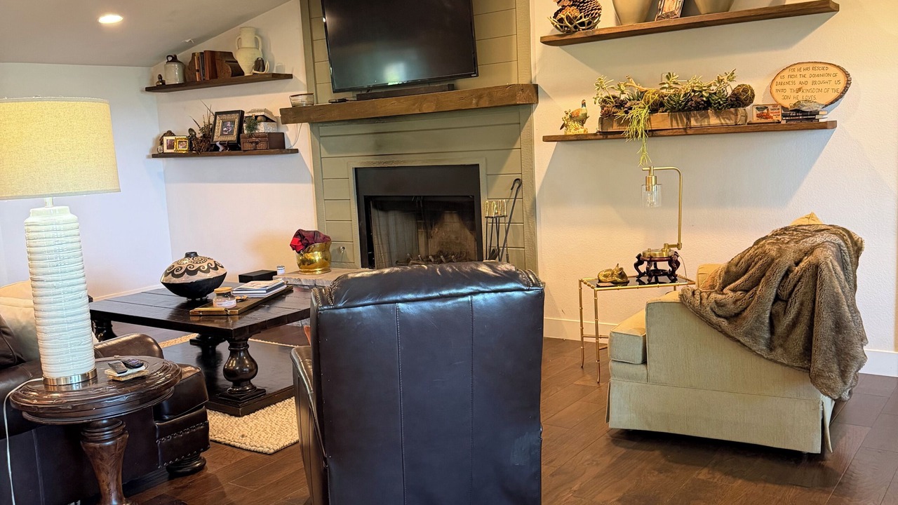 Photo of Livingroom in West Fork