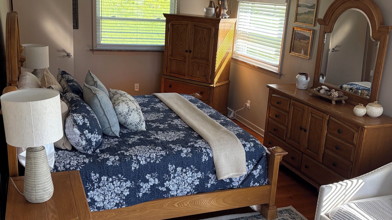 Photo of Bedroom in Rutledge
